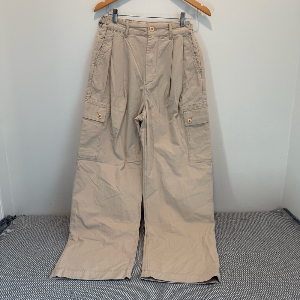 NWT American Eagle AE77 Premium Pleated Cargo Pants Khaki Women's Size 4 - Picture 2 of 13